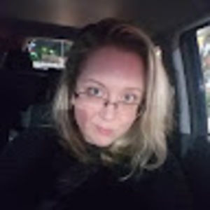 Meet your Posher, Jenn